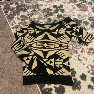 Geometric shape sweater